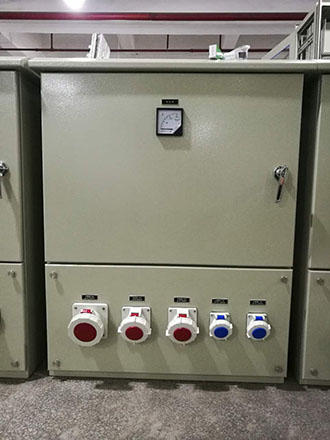 鍋爐引風機檢修電源箱